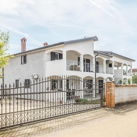 Gorgeous In Novas Vas With Wifi Apartman Nova Vas (Porec)