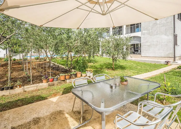 Apartman 1 Bedroom Lovely In Novas Vas Nova Vas